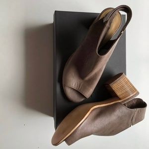 lemaré caramel leather heels size 7